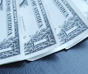 How to Change Old Money for New Bills | Sapling.com