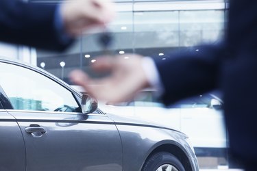 How to Back Out of Buying a Car With a Dealership