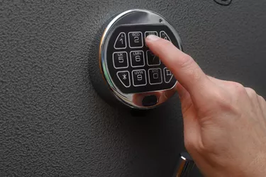 Hand opening digital lock
