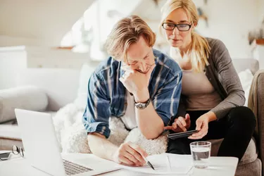 couple managing money