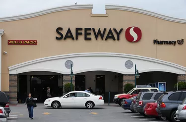 Private Equity Firm Cerberus Close To Deal To Purchase Safeway Grocery Stores