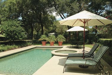 Luxury pool