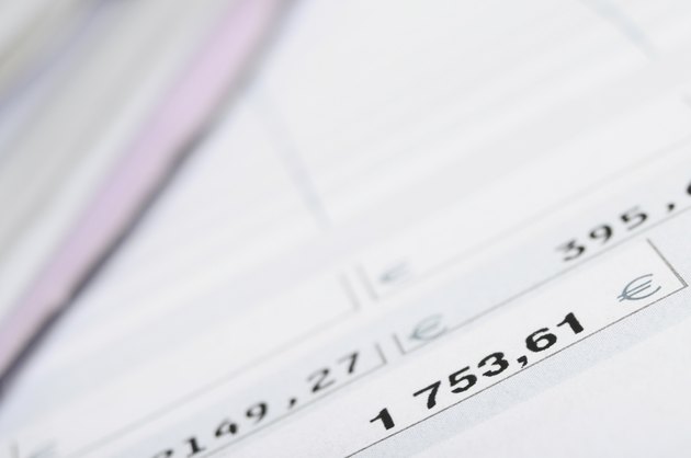 Payroll with focus on black figures