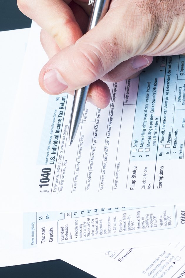 Filling the 1040 tax form
