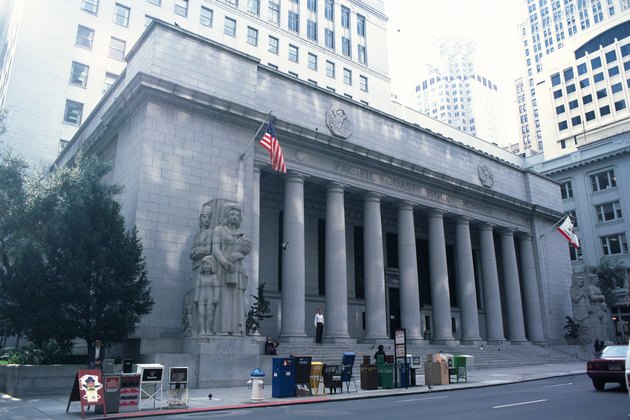 Photography of the stock exchange building, San Francisco, United States of America