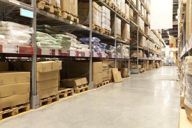 Distribution warehouse