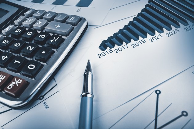 Analysing data, pen, calculator and graphs