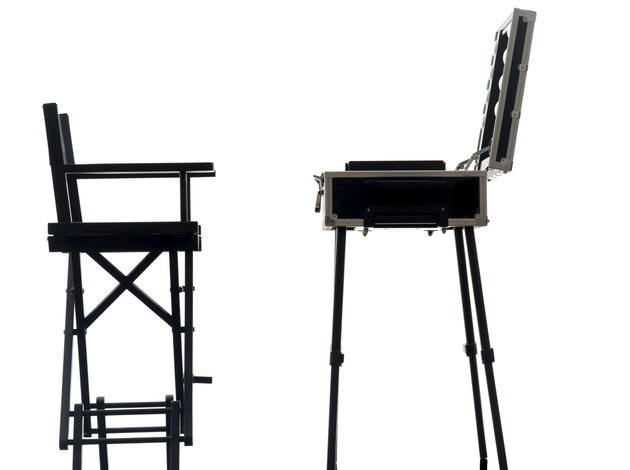 make up artist suitcase silhouette