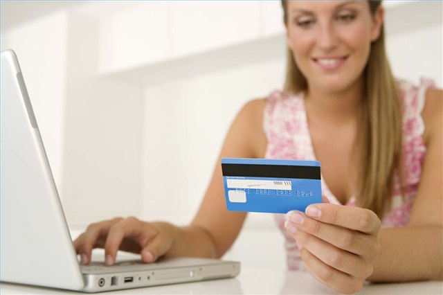 personal-loan-to-pay-off-credit-card-debt-everything-finance