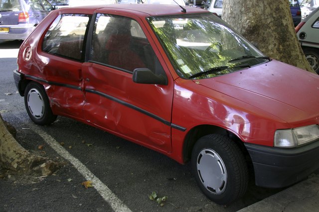 Does FullCoverage Car Insurance Pay for Dents &amp; Scratches